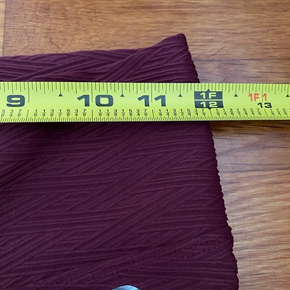 Bro Fitwear Brazilian Leggings Wine Red, Size S / XS, Textured, Made in Brazil - Picture 5 of 7